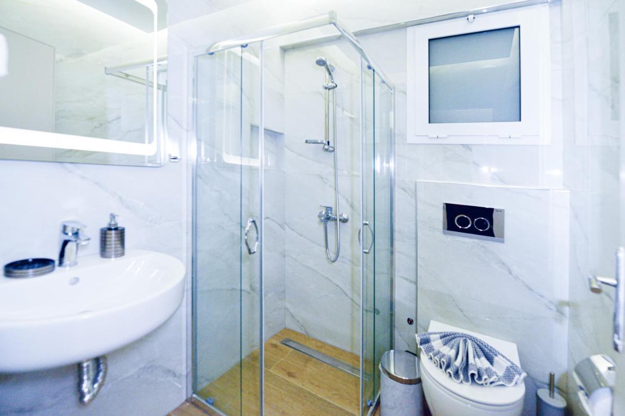Astoria Studio Ii, Rhodes City Center - Brand New Bathroom Экстерьер фото